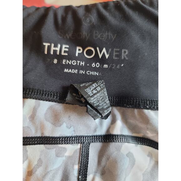 Sweaty Betty The Power Leggings in Blue Floral Pop - Picture 5 of 8